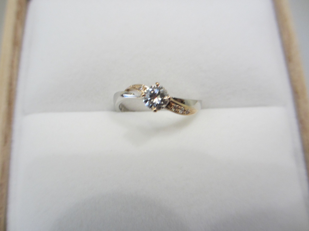 お母様の婚約指輪をプロポーズリングにジュエリーリフォーム