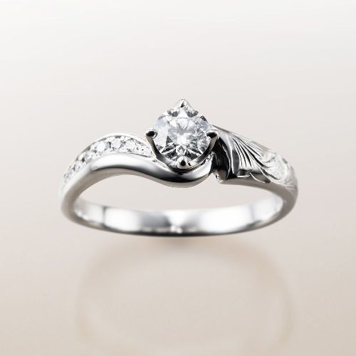 梅田で人気の個性的な婚約指輪ブランドMakanaのME-1(プラチナ)