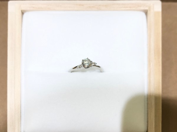 お母様から頂いた婚約指輪を普段使いしやすい婚約指輪へジュエリーリフォーム