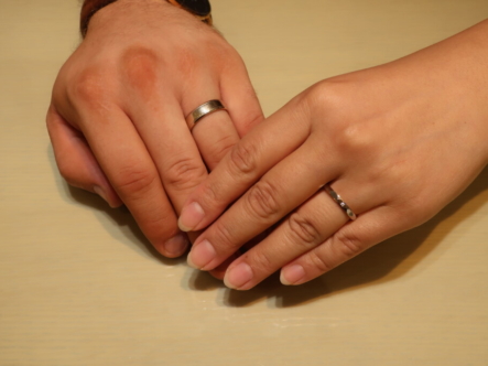大阪府吹田市｜HoneyBrideの結婚指輪をご成約頂きました。