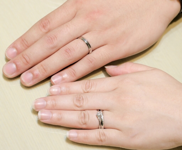 大阪府東大阪市　Pilot Bridal（パイロットブライダル）の結婚指輪をご成約頂きました。